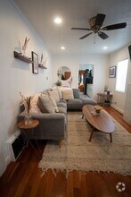Building Photo - 2840 S Mansfield Ave