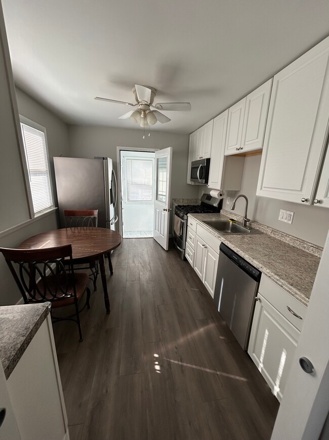 Foto del edificio - 22 Princeton Ave