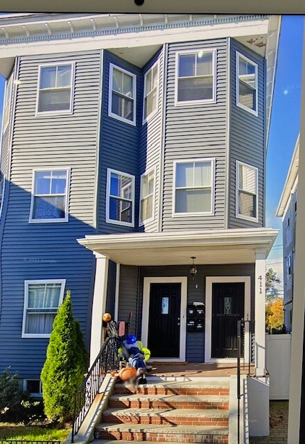 Foto del edificio - 411 Shirley St
