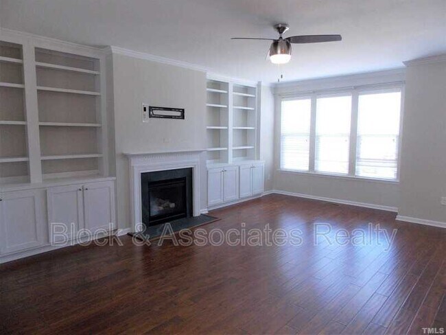 Foto del edificio - 1434 Van Page Boulevard