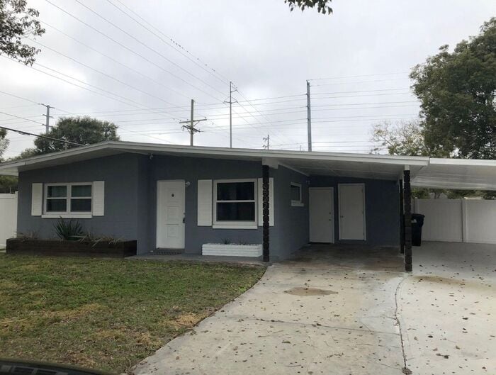 3/2 in Boone H.S. District with carport Alquileres en Orlando, FL