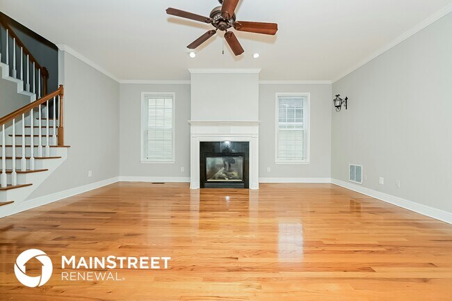 Foto del edificio - 107 Denham Square