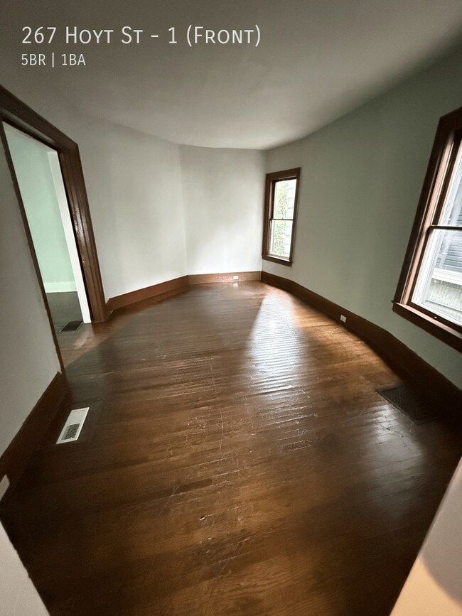 Foto del edificio - 267 Hoyt St