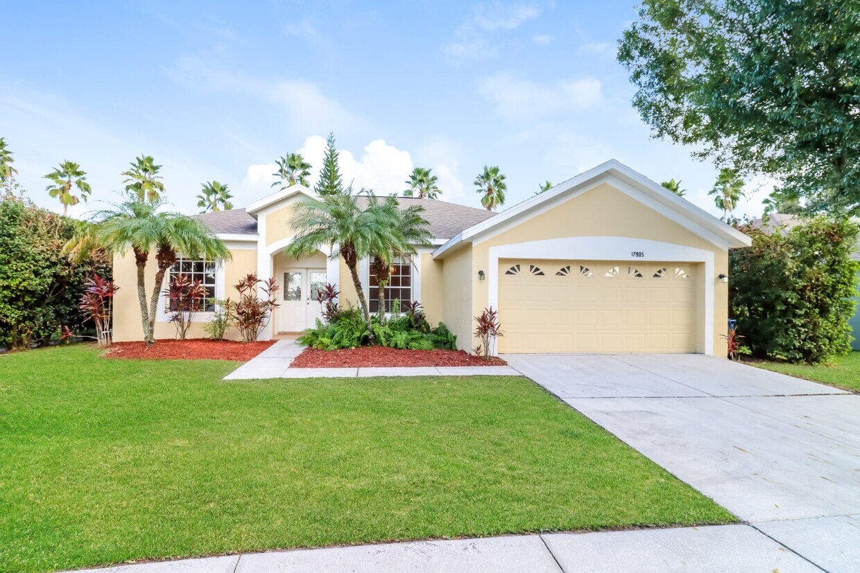 Foto principal - 17905 Sparrows Nest Dr