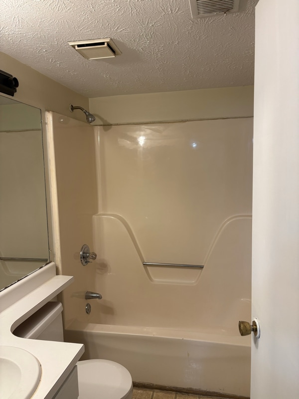 Foto del edificio - 304 S Keeneland Dr