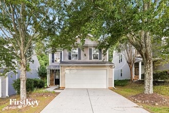 Building Photo - 3020 Mayfair Dr