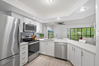 Building Photo - 1605 S US Hwy 1