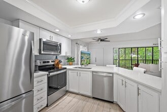 Building Photo - 1605 S US Hwy 1