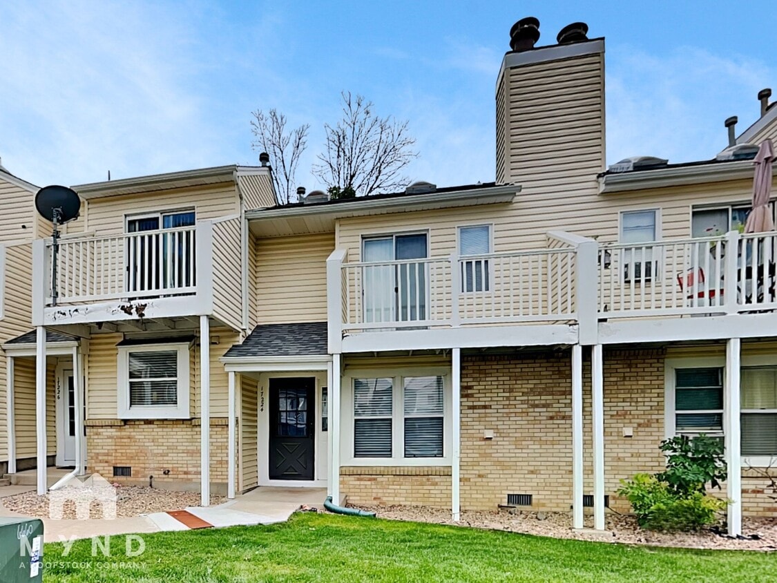 Primary Photo - 17224 E Ford Dr
