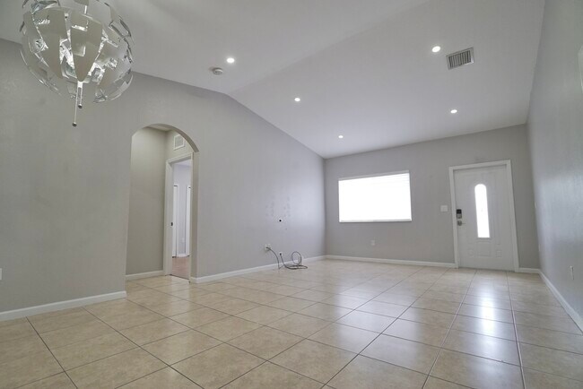 Building Photo - 13021 SW 286th St