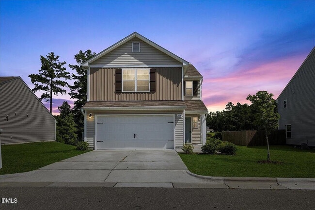 Building Photo - Room in House on Alderman Way