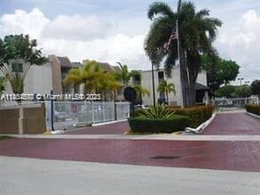 Building Photo - 7747 SW 86th St