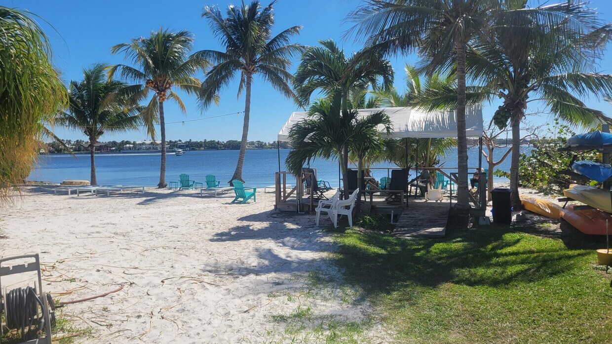 64 Relaxed Cir, Hypoluxo, FL 33462 House Rental in Hypoluxo, FL