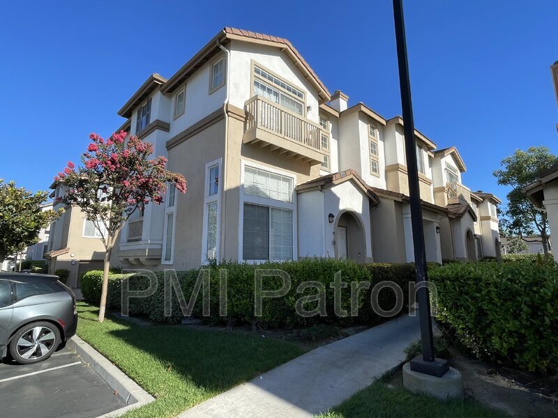 Primary Photo - 4548 Montecito Dr