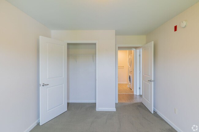 Interior Photo - Village at Autumn Pond