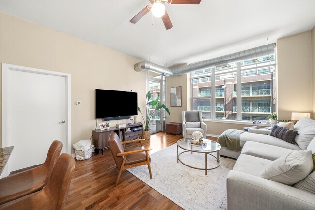 Foto del edificio - 901 W Madison St