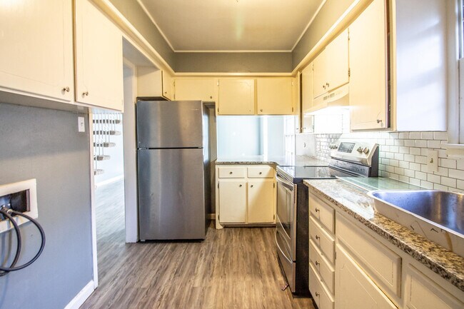 Foto del edificio - 2101 49th St