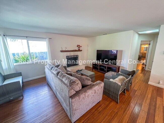 Foto del edificio - AVAILABLE July - Los Osos Home 2 Bedroom /...
