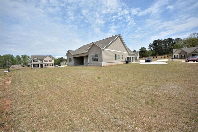 Building Photo - 4110 Golden Knoll Rd