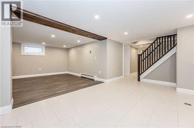 Building Photo - 200 Sheldon Ave N