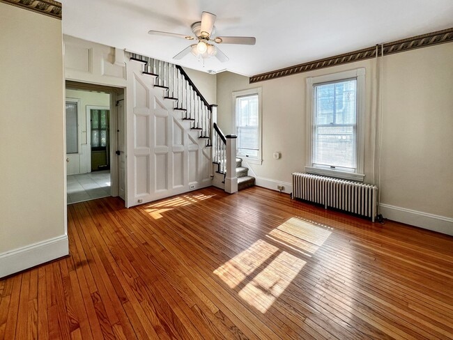 Building Photo - 411-413 Jordan Ave