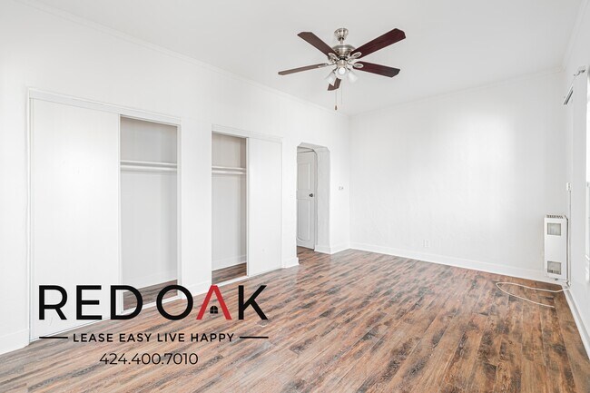 Foto del edificio - 921 S Bonnie Brae St