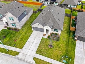 Building Photo - 15228 Tattle Crk Ln