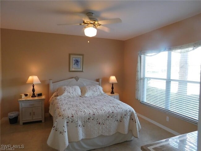 Building Photo - 4920 Deerfield Way