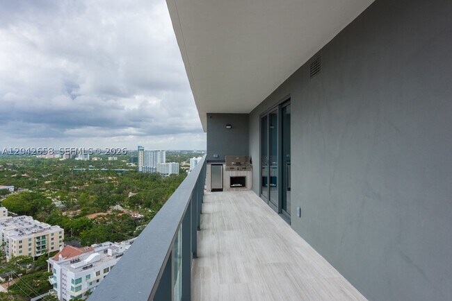 Foto del edificio - 1451 Brickell Ave