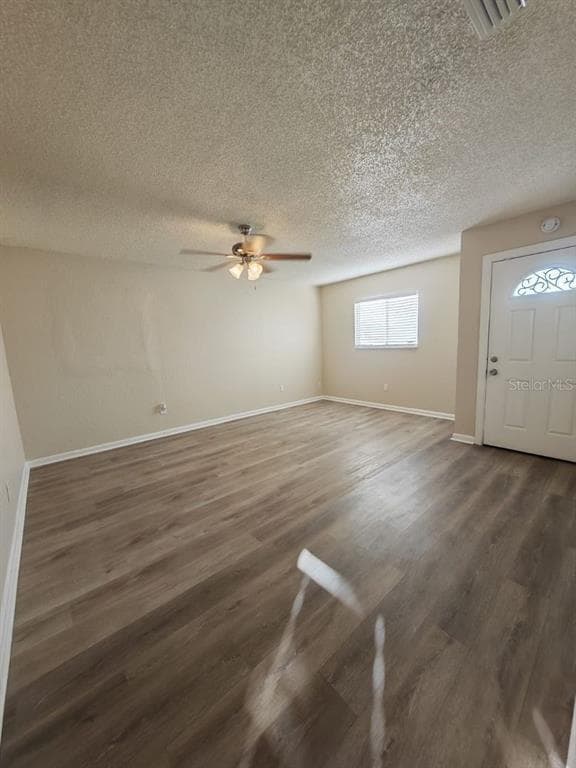 Building Photo - 1120 Union St S