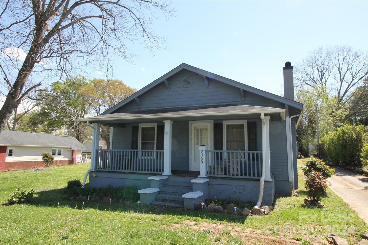 Primary Photo - 5122 Wilkinson Blvd