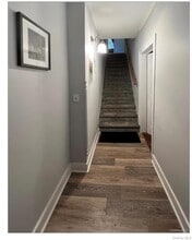 Building Photo - 280 Maple Ave