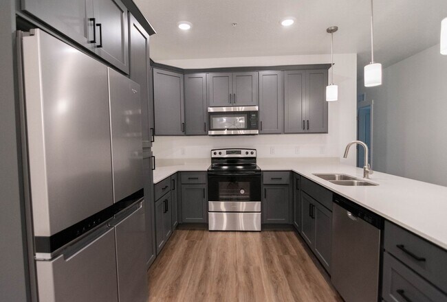 Building Photo - Vista View, Spanish Fork – Gorgeous 3-Bed ...
