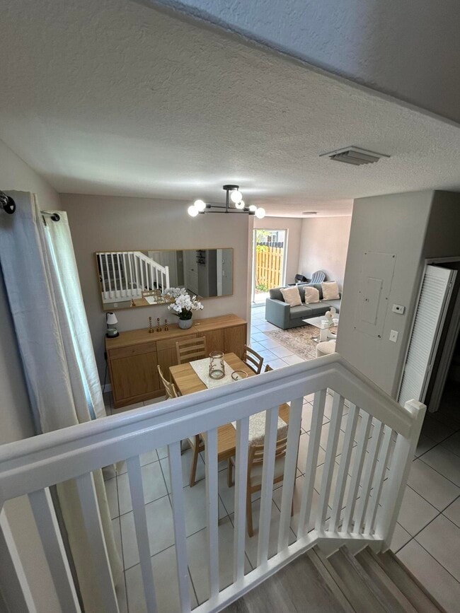 Foto del edificio - 7301 NW 174th Terrace