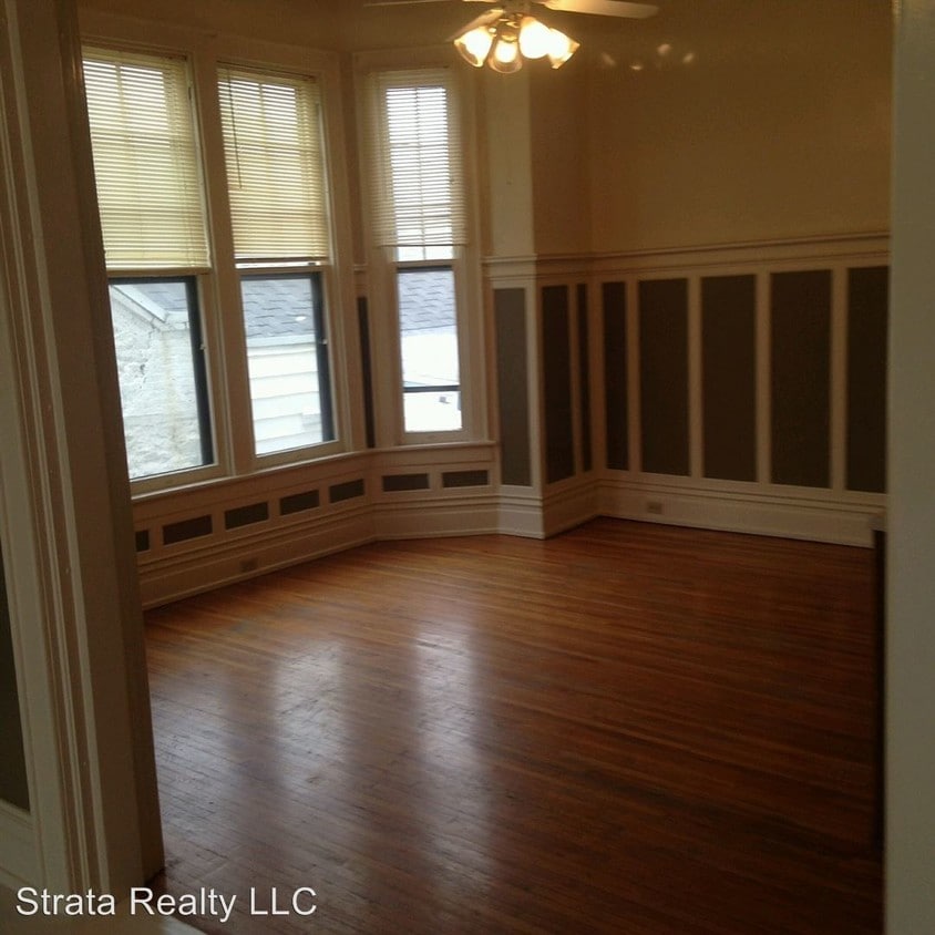 Primary Photo - 115 N Potomac St