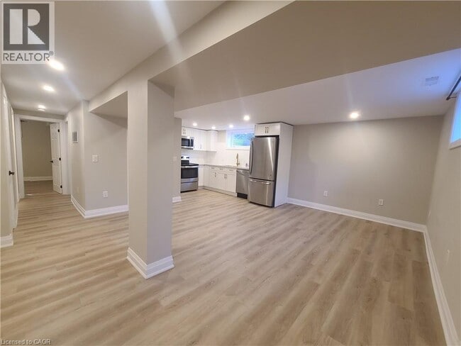 Photo du bâtiment - 10 Sherwood Rise