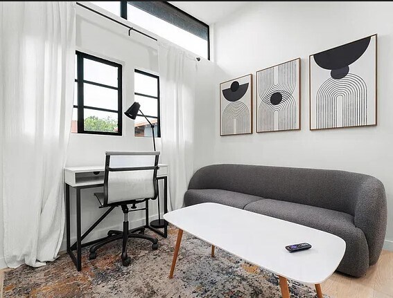 Sala de estar - 400 E 30th St