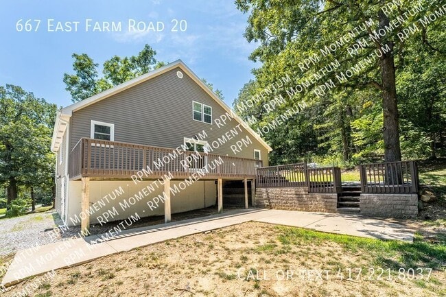 Foto del edificio - 667 E Farm Rd 20