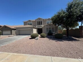 Building Photo - 1359 E Parkview Dr