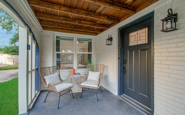 Foto del edificio - 5312 Jefferson St