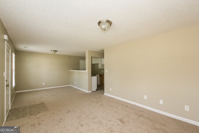 Foto del edificio - 117 Poplar Pointe Terrace