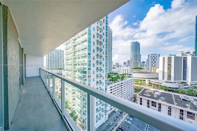 Foto del edificio - 55 SE 6th St