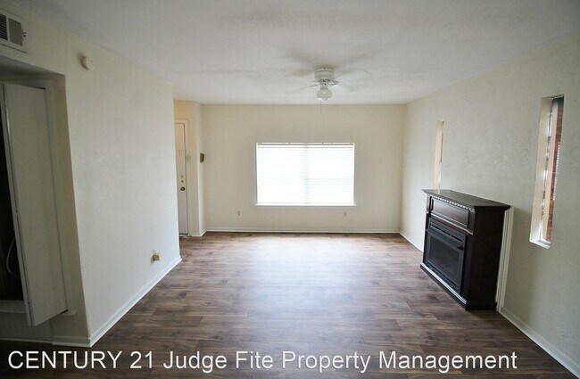 Foto del edificio - 3 br, 2 bath House - 4400 Ashwood Drive