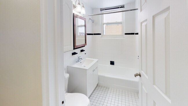 Photo du bâtiment - 145 Stewart St. – The Statesman