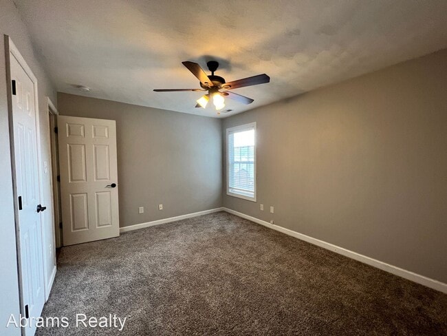 Building Photo - 3 br, 2.5 bath House - 5424 Shell Road