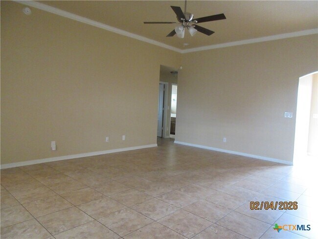 Foto del edificio - 6812 Alvin Dr