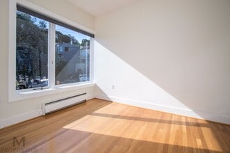 Building Photo - 4582 19th St