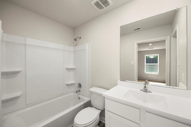 Foto del edificio - 8210 Blooming Meadow Ln