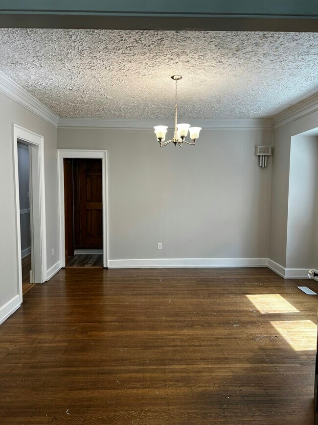 Building Photo - 5119 Norway Dr
