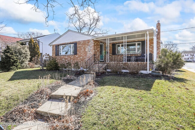 Building Photo - 1508 4th Ave